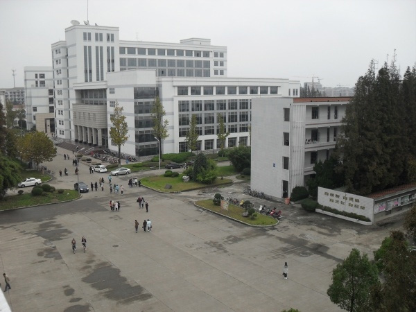 我公司入驻南通大学钟秀校区三楼美食广场